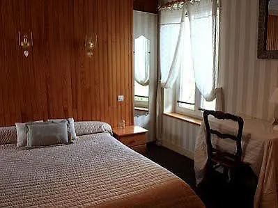 Hotel De La Claire Honfleur